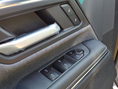 New 2026 GMC Sierra EV Elevation image 15