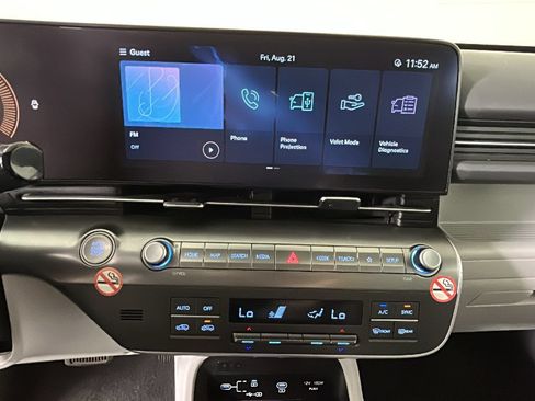 Used 2025 Hyundai Kona SEL FWD image 27