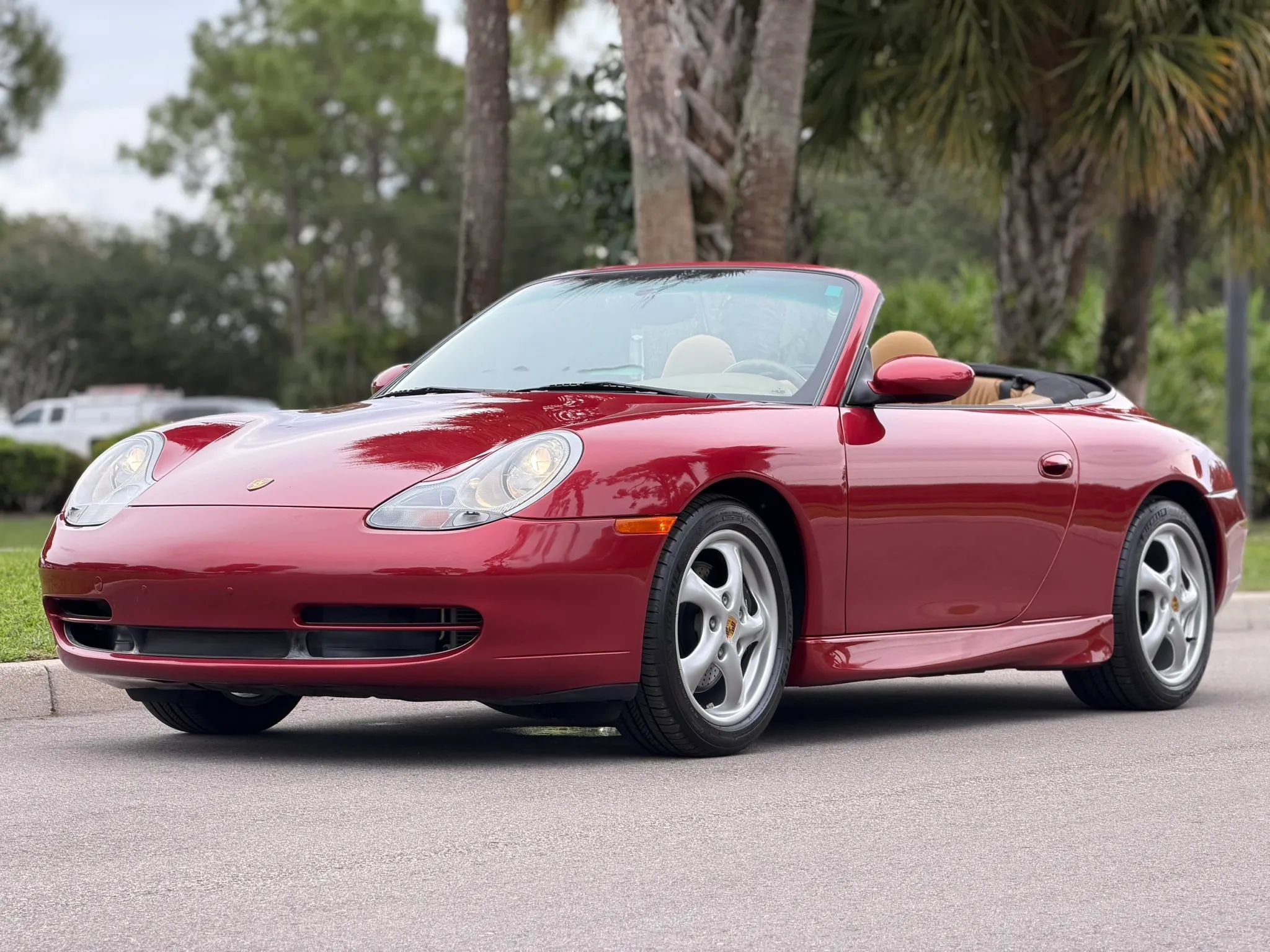 Used 2001 Porsche 911 Cabriolet image 18