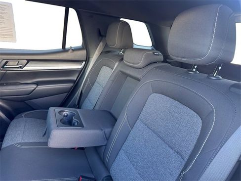 Used 2025 GMC Terrain Elevation image 23