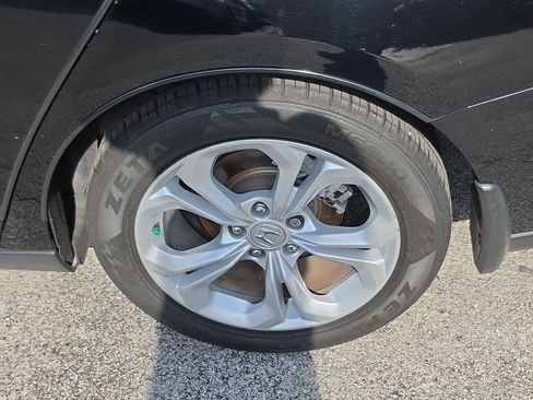 Certified 2024 Honda Accord LX image 6