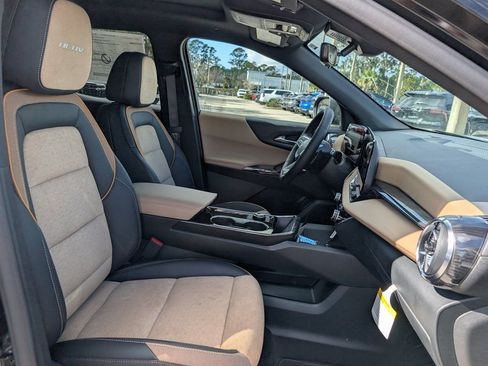 New 2026 Chevrolet Equinox ACTIV w/ Convenience Package III image 15