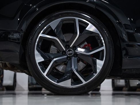Used 2024 Audi RS Q8 AWD/4WD image 49