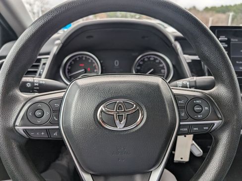 Used 2023 Toyota Camry LE AWD/4WD image 22