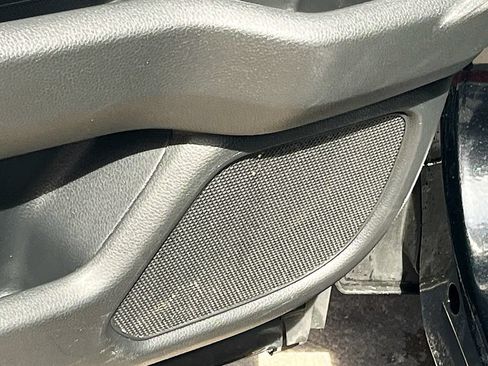 Used 2025 Honda Pilot TrailSport image 18