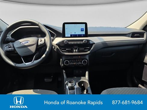 Used 2022 Ford Escape SE w/ Convenience Package FWD image 12