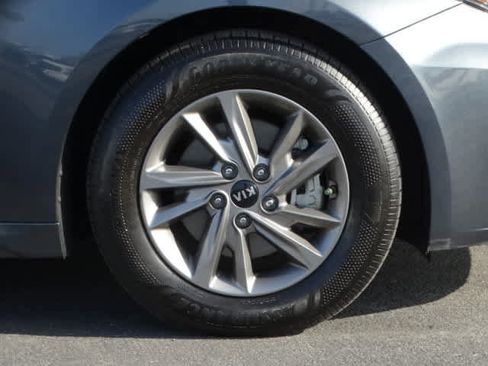 Used 2020 Kia Optima LX image 7