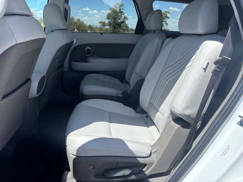 Certified 2026 Hyundai Palisade SEL AWD/4WD image 13
