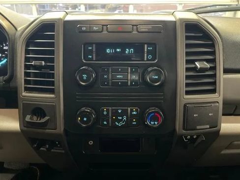 Used 2019 Ford F550 4x4 Regular Cab Super Duty image 21