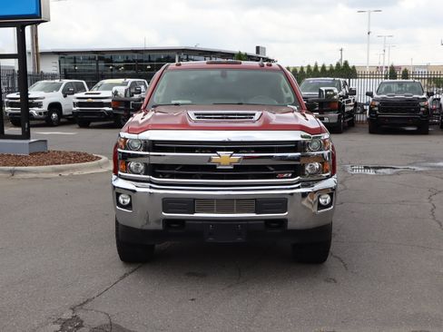 Used 2019 Chevrolet Silverado 2500 LTZ w/ Z71 Package, Off-Road AWD/4WD image 3