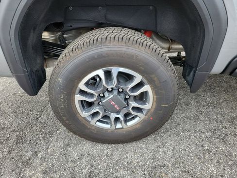 New 2026 GMC Sierra 2500 SLE w/ SLE Value Package; image 5