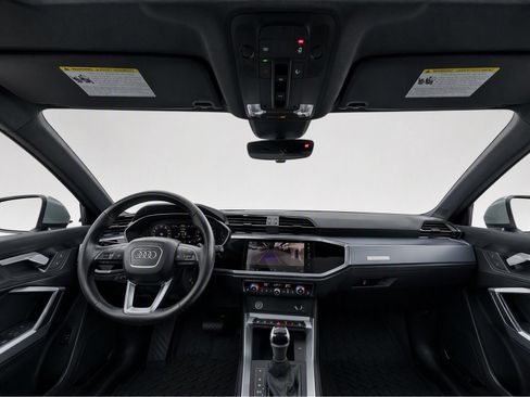 Used 2022 Audi Q3 2.0T Premium Plus AWD/4WD image 17