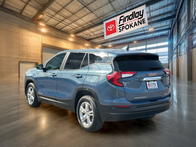 Used 2024 GMC Terrain SLE AWD/4WD image 6