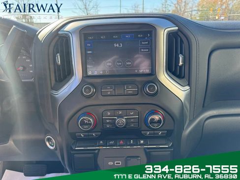 Used 2021 Chevrolet Silverado 1500 LT image 21