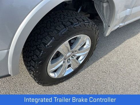 Used 2019 Ford F150 Platinum w/ Equipment Group 701A Luxury image 21