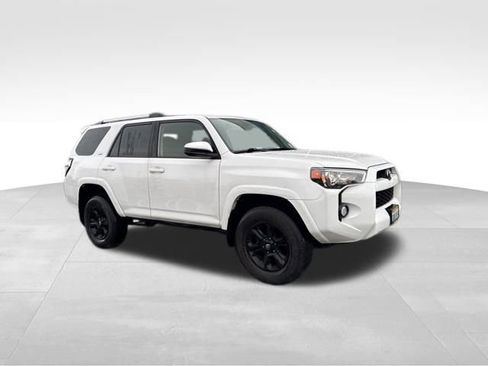 Used 2019 Toyota 4Runner SR5 image 1