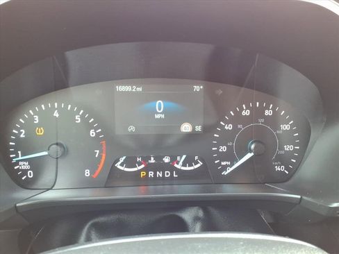 Used 2021 Ford Escape SE w/ SE Sport Appearance Package image 25