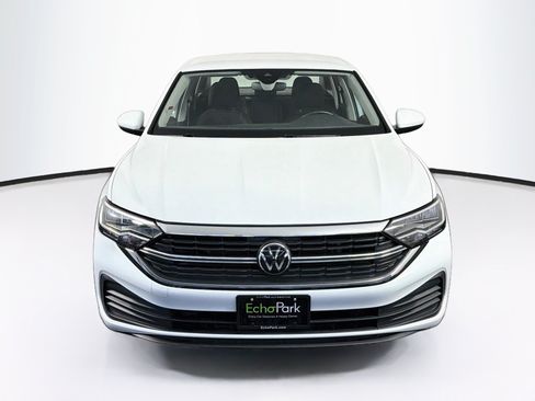Used 2024 Volkswagen Jetta S FWD image 2