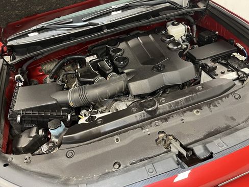 Used 2024 Toyota 4Runner SR5 Premium w/ Moonroof Package image 20