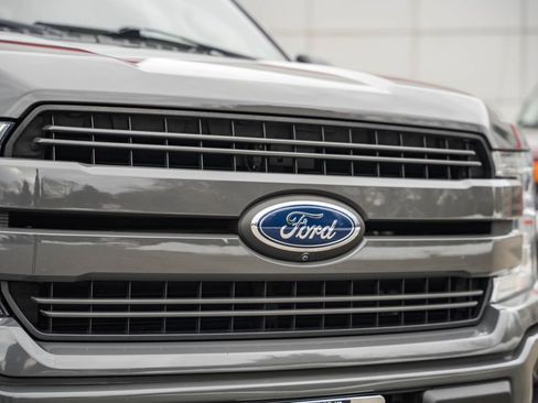 Used 2020 Ford F150 Lariat w/ Equipment Group 502A Luxury image 10