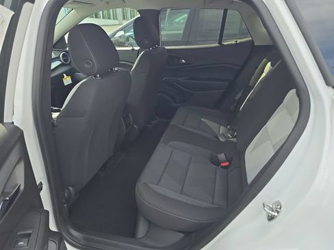 New 2026 Chevrolet Trax LS w/ LS Convenience Package FWD image 10