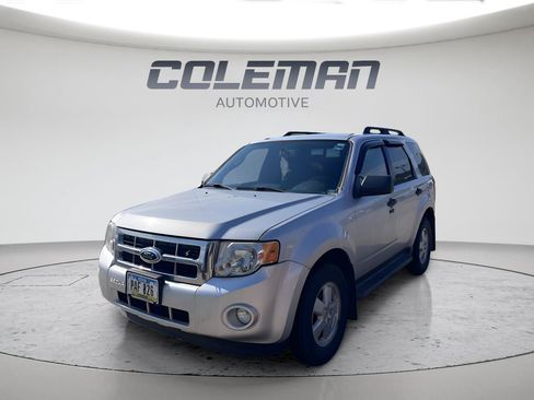 Used 2010 Ford Escape XLT FWD image 1