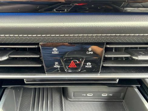 Used 2025 Volkswagen Atlas Cross Sport SEL Premium R-Line AWD/4WD image 38