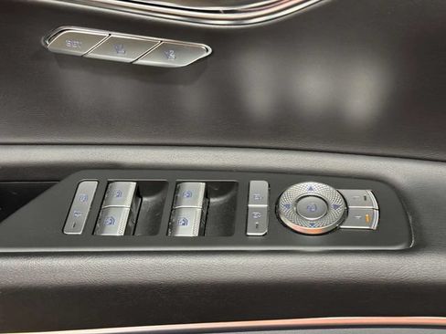 Used 2024 Genesis GV80 3.5T AWD/4WD image 23