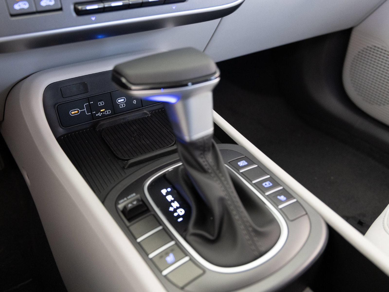 New 2026 Hyundai Kona SEL Sport FWD image 19