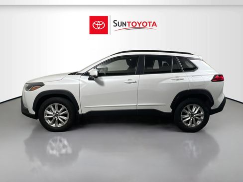 Used 2022 Toyota Corolla Cross LE FWD image 7