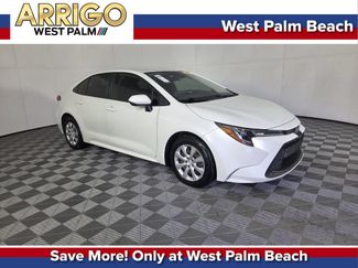 Used 2020 Toyota Corolla LE FWD video 1