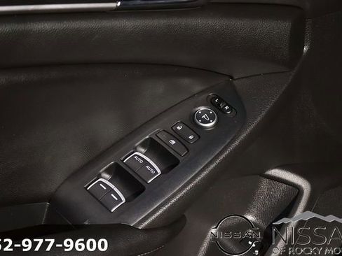 Used 2020 Honda Accord Sport image 10