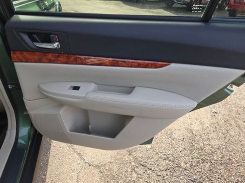 Used 2011 Subaru Outback 3.6R Limited w/ PWR Moonroof Pkg image 8