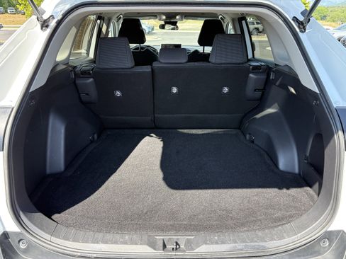 Used 2023 Toyota RAV4 LE FWD image 10