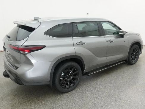 New 2026 Toyota Highlander XLE AWD/4WD image 34