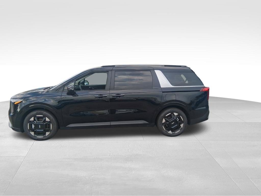 Certified 2026 Kia Carnival FWD image 13