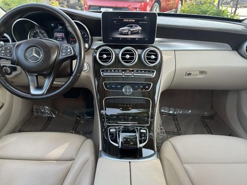 Used 2015 Mercedes-Benz C 300 4MATIC Sedan image 40