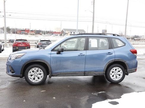 Used 2023 Subaru Forester Base image 7