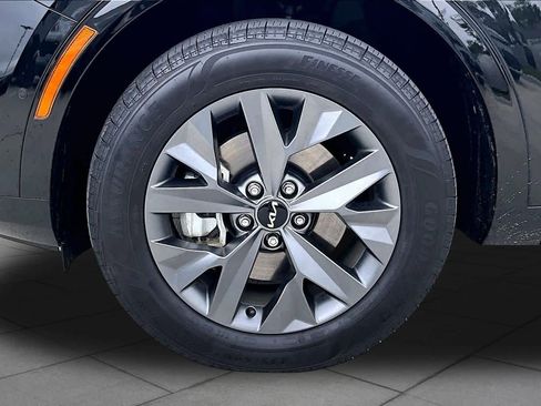 Certified 2025 Kia Sportage SX Prestige AWD/4WD image 11