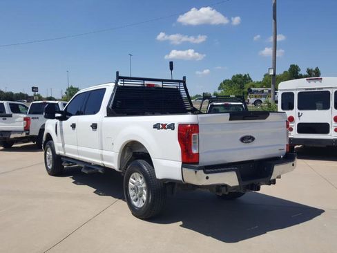 Used 2019 Ford F250 XLT AWD/4WD image 9
