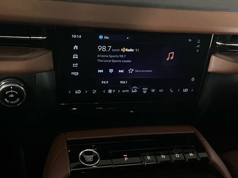 Used 2025 Lincoln Navigator Reserve image 18