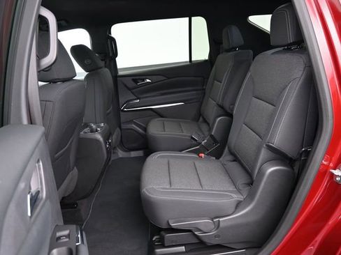 New 2026 Chevrolet Traverse LT image 29