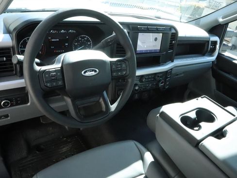 Used 2024 Ford F450 XL w/ XL Chrome Package image 6