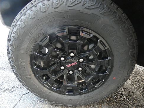 New 2026 GMC Canyon Elevation w/ Convenience Package AWD/4WD image 8