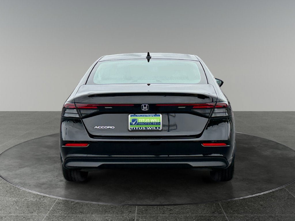 Used 2023 Honda Accord EX image 8