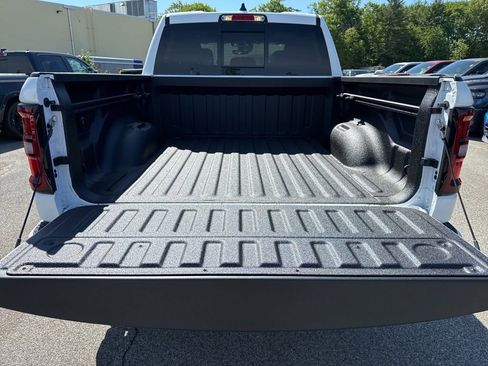 New 2026 RAM 1500 4x4 Crew Cab image 22