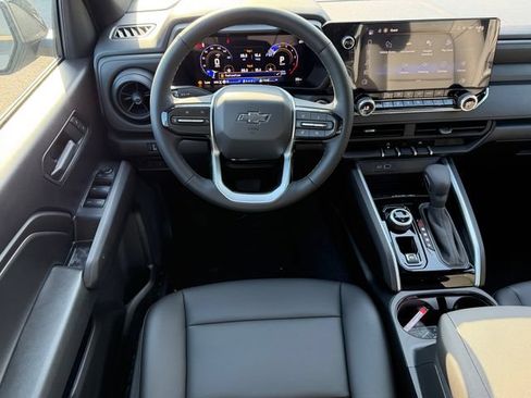 New 2026 Chevrolet Colorado Trail Boss AWD/4WD image 14