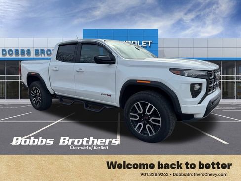 Used 2024 GMC Canyon AT4 image 1