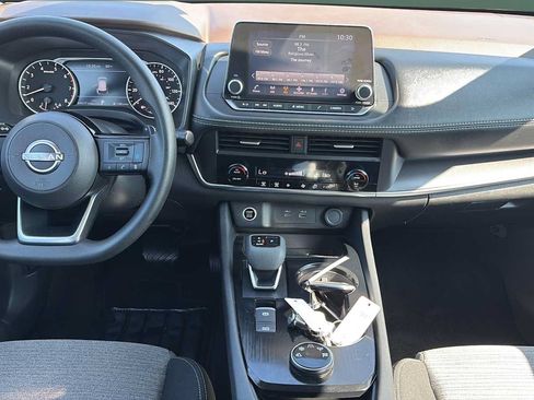 Used 2023 Nissan Rogue SV AWD/4WD image 19