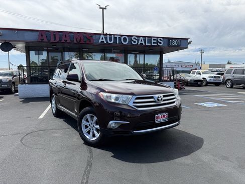 Used 2012 Toyota Highlander 4WD image 1